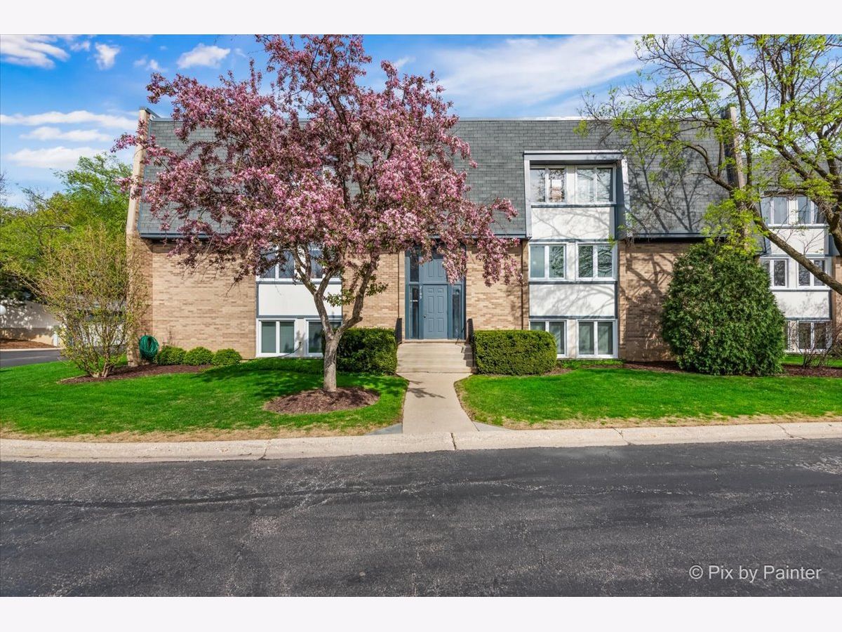 Condominiums Sold Ammer Ridge Glenview Illinois, 2109 Ammer Ridge