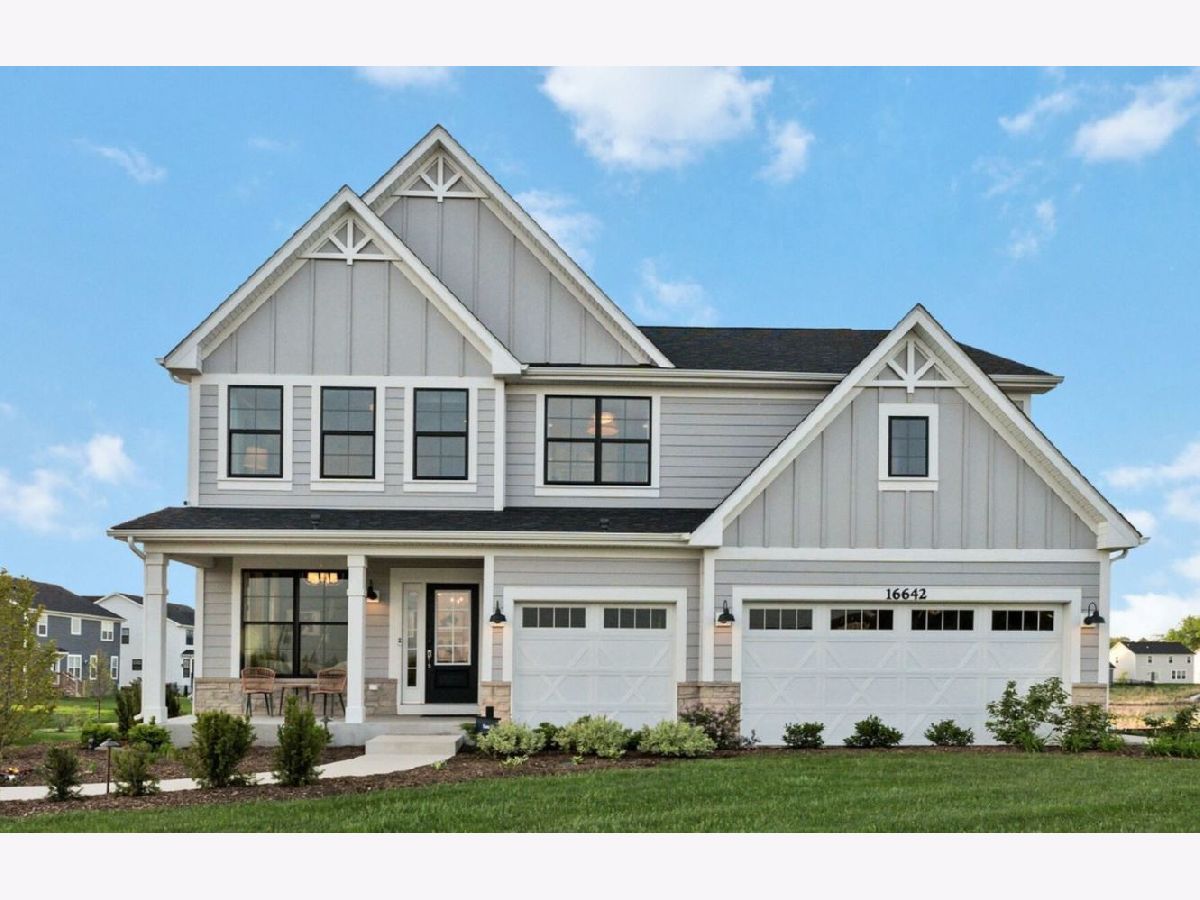 Homes Sold Silo Bend Lockport Illinois, 16642 Sun Meadow