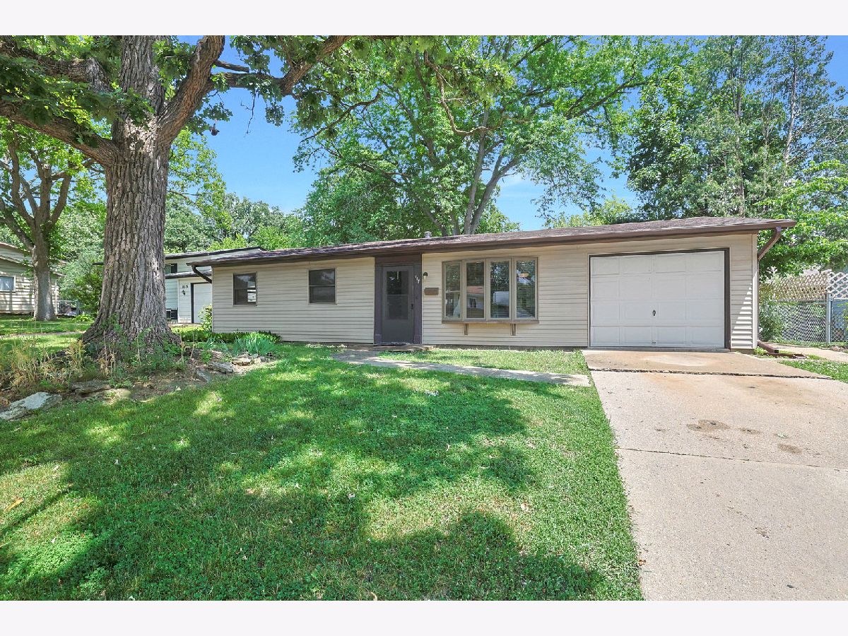  Sold Streamwood Illinois, 117 Timber