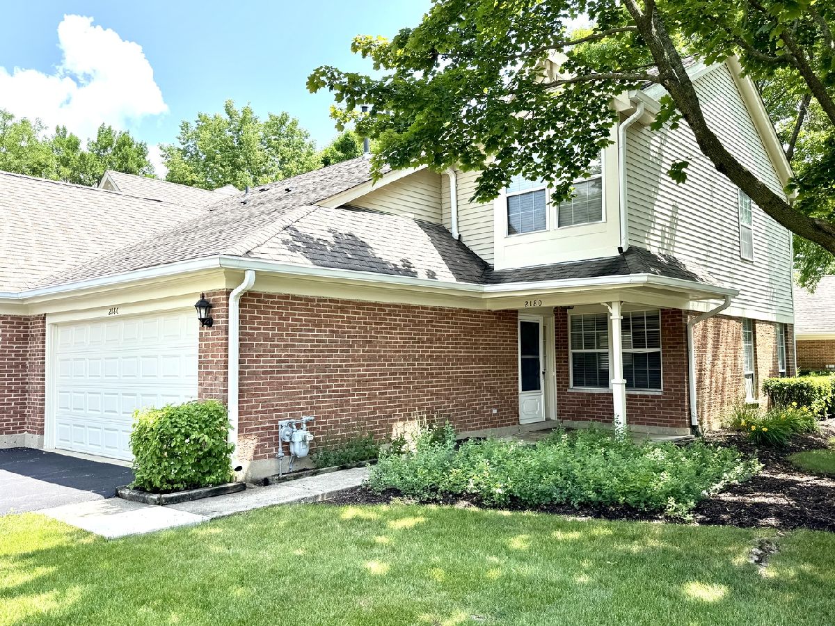 Townhomes & Condos & Homes For Rent Mayfair Station Hanover Park Illinois, 2180 Camden