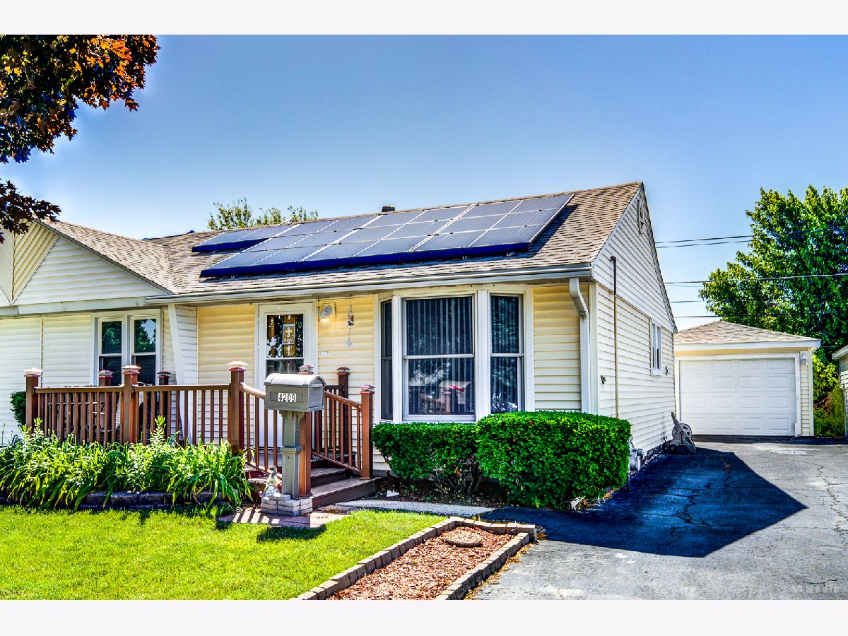 Sold Hometown Illinois, 4209 Southwest