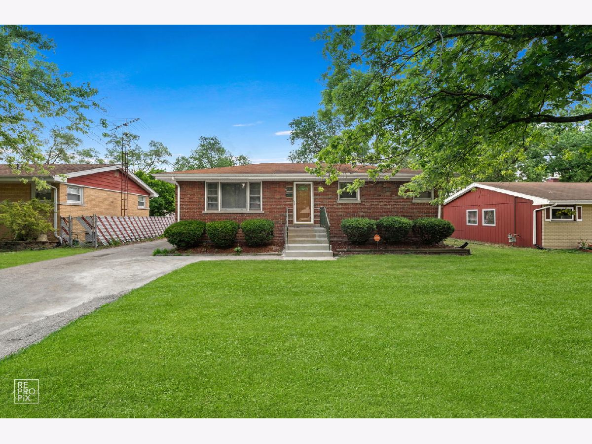Homes & Condos & Townhomes For Sale Old Richton Park Richton Park Illinois, 22431 Lawndale Avenue