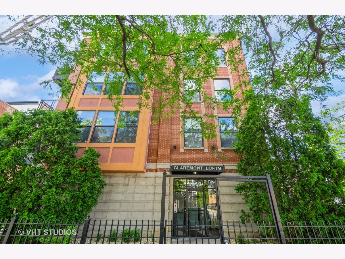 Homes & Condominiums Sold St Bens Chicago Illinois, 3944 Claremont