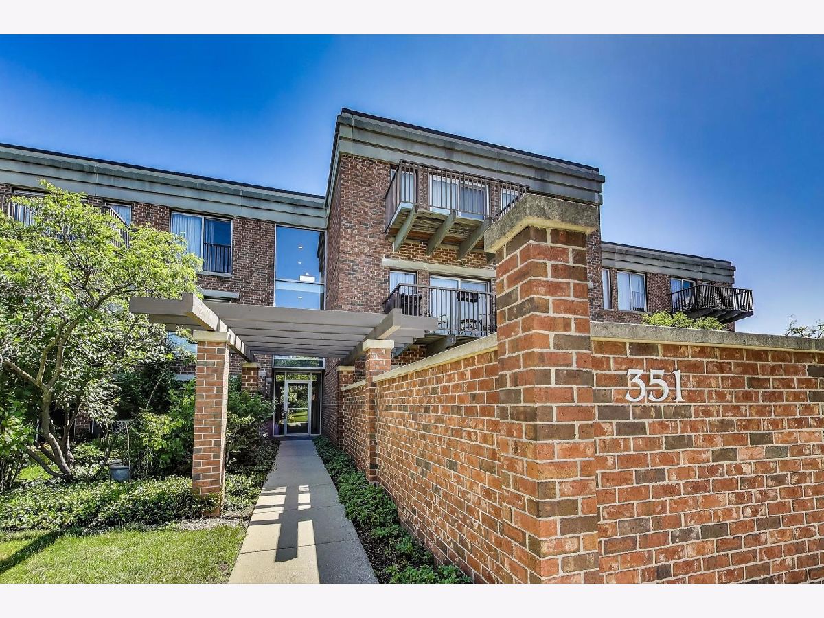  Sold Deerfield Illinois, 351 Kelburn