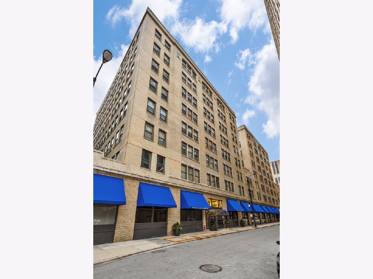 Condominiums Sold Printers Square Chicago Illinois, 640 Federal