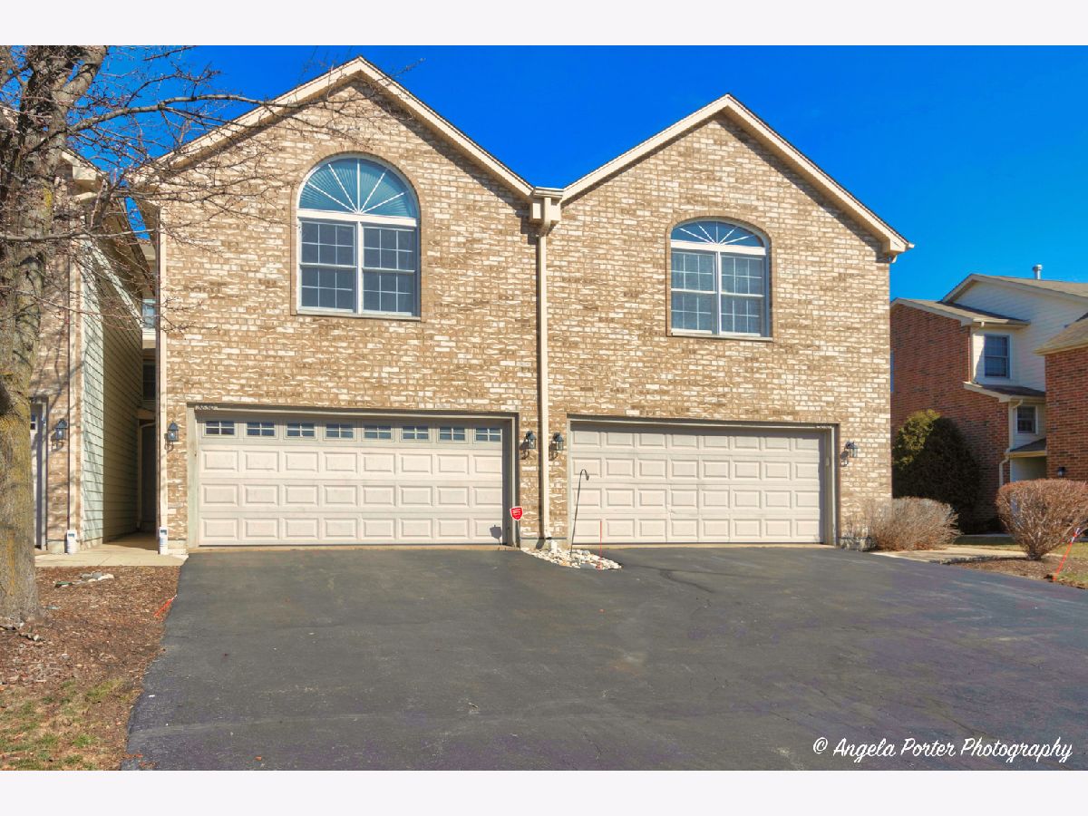  Rented Mchenry Illinois, 5850 Fieldstone