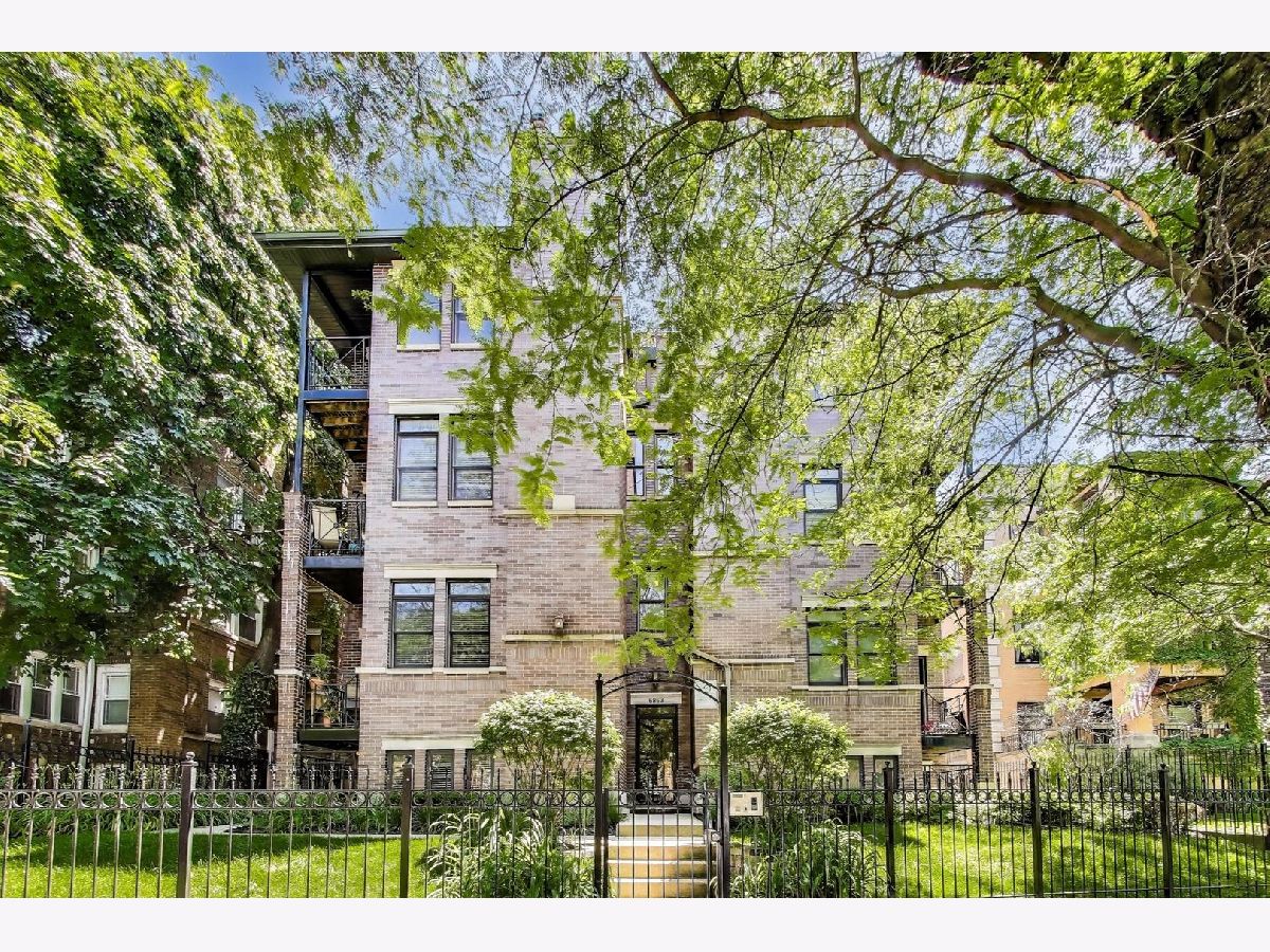 Condos & Townhomes & Homes Sold Rogers Park Chicago Illinois, 6963 Sheridan