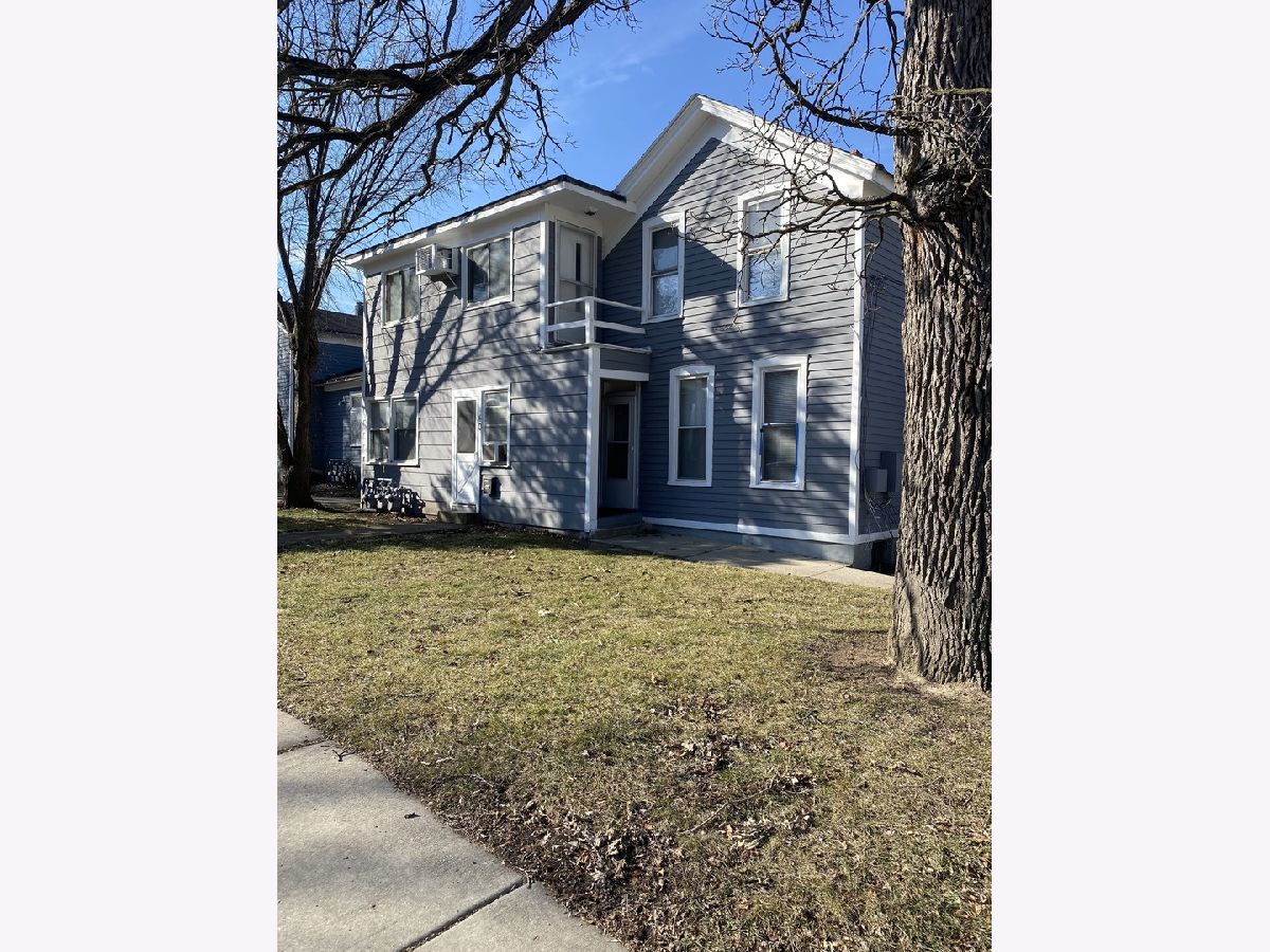  Rented Elgin Illinois, 140 College