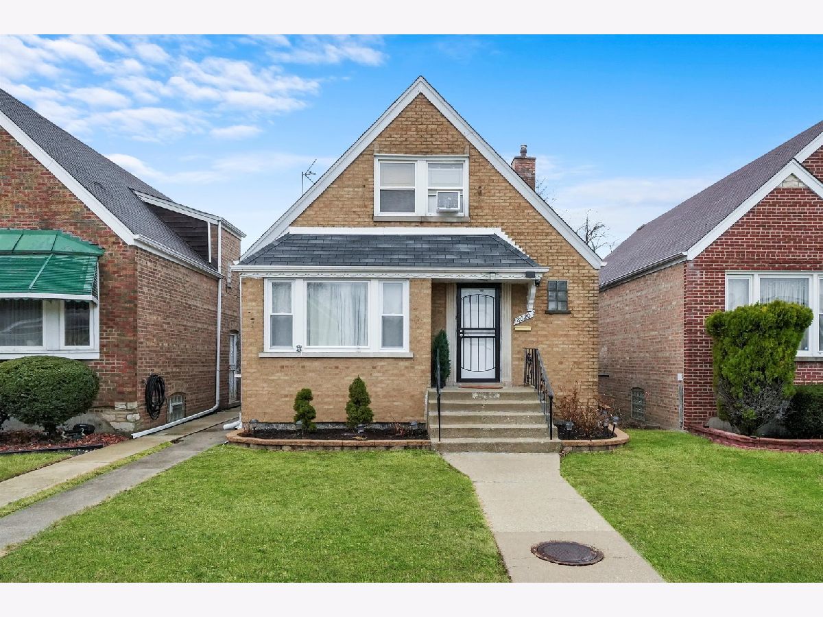 Homes Sold Wrightwood Chicago Illinois, 8020 Mozart