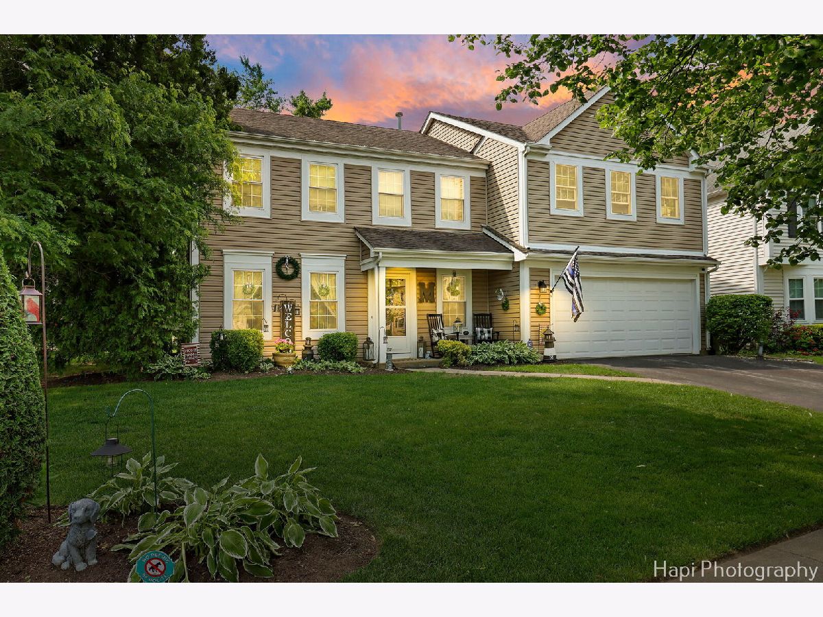 Homes & Condos & Townhomes Sold Cambridge West Mundelein Illinois, 153 Knightsbridge