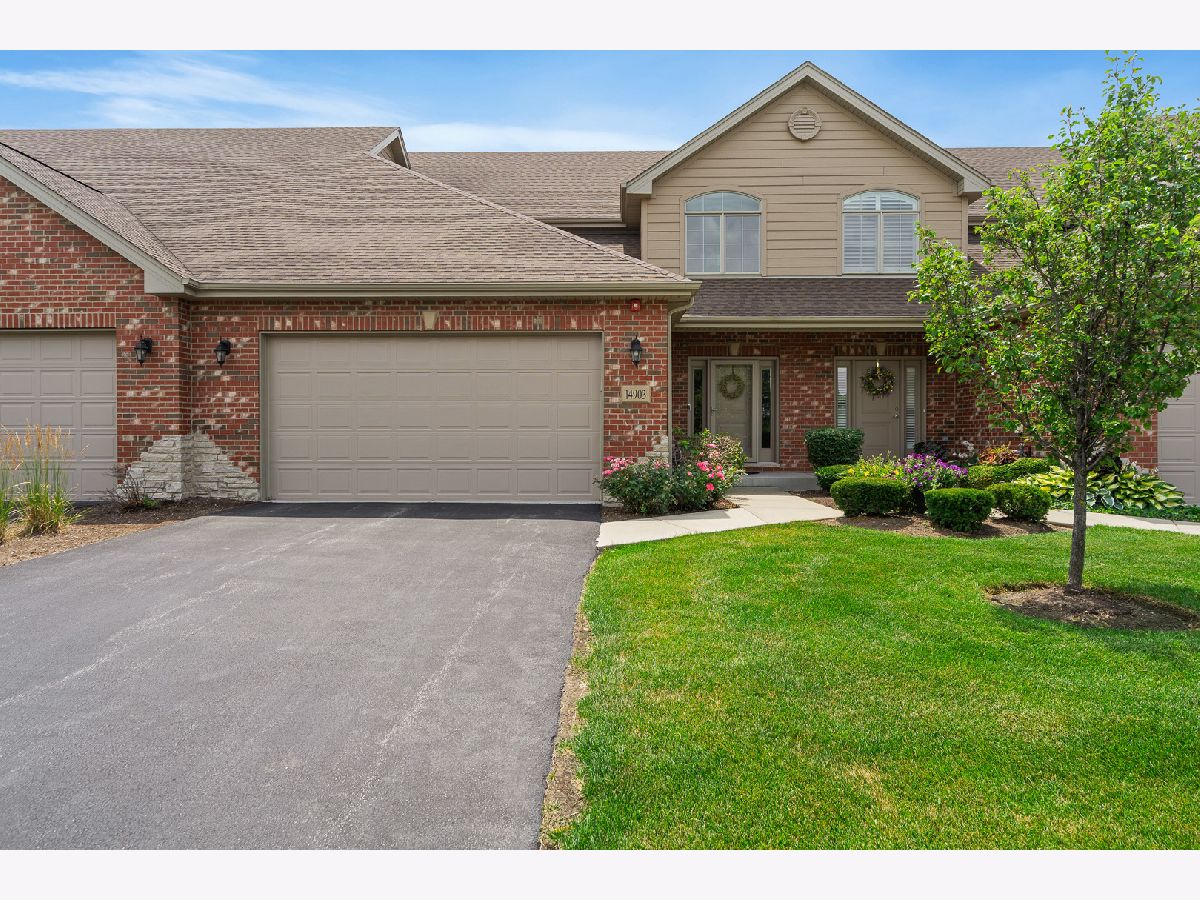 Townhomes For Sale Hawthorne Preserves Lockport Illinois, 14903 Preserve Drive