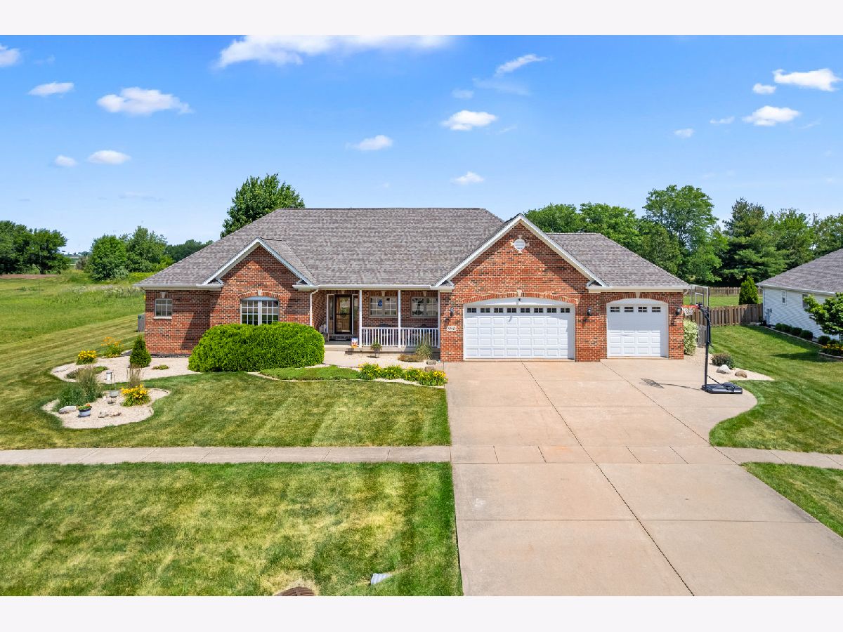  Sold Somonauk Illinois, 990 Fox Trail