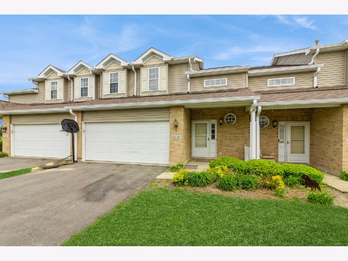 Homes & Townhomes For Sale Old Renwick Trail Joliet Illinois, 3856 Pathfinder Lane