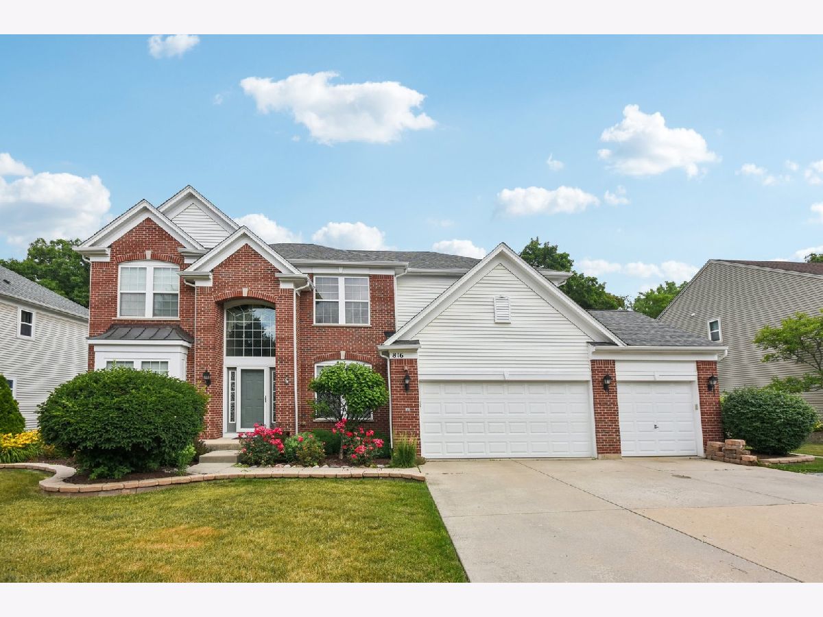  Sold Streamwood Illinois, 816 Blue Ridge