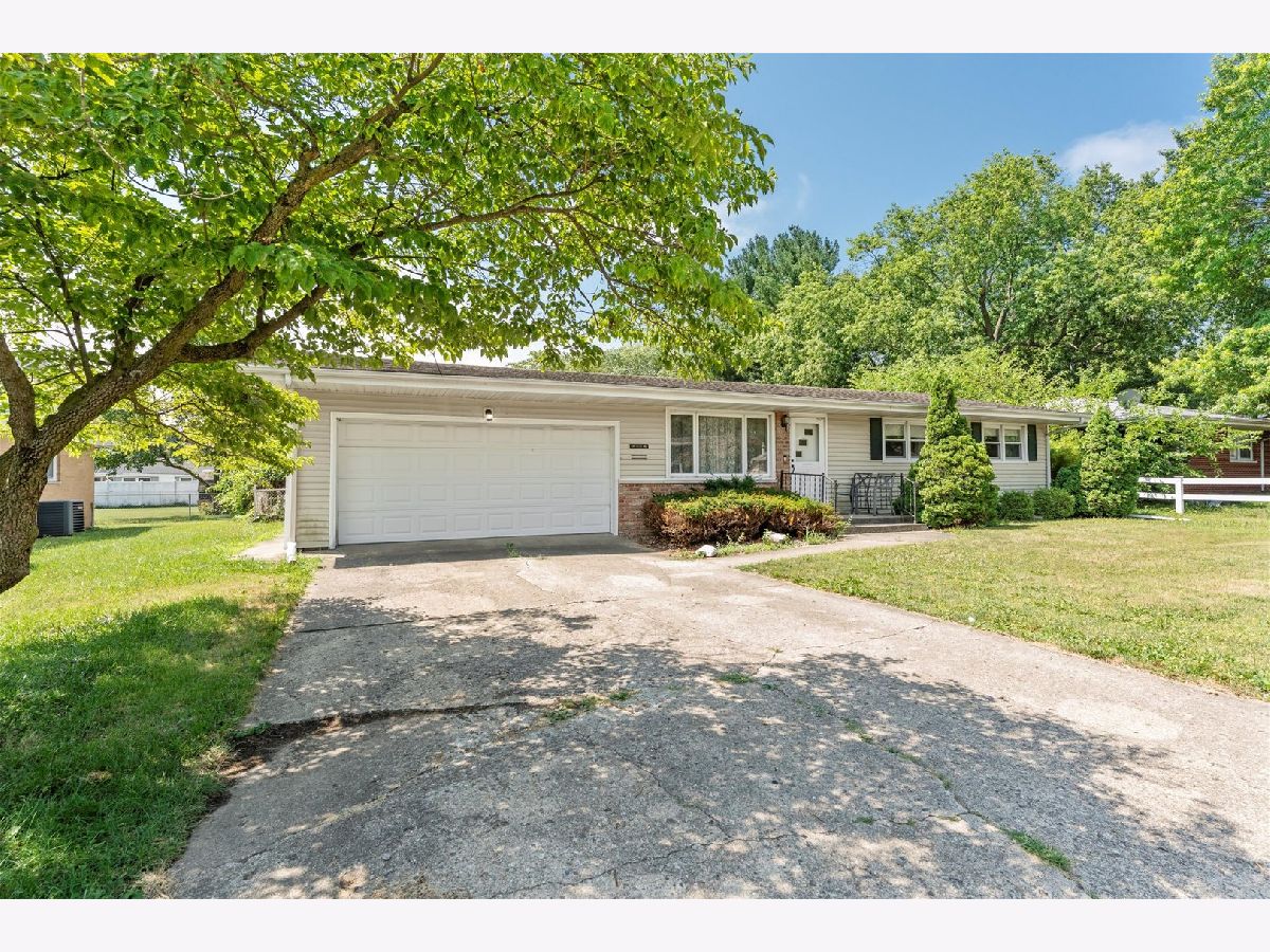  For Sale Rantoul Illinois, 1356 Briarcliff Drive