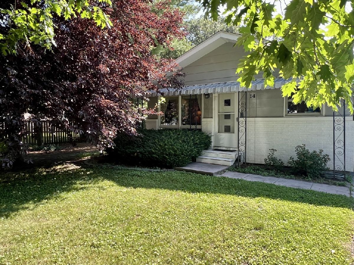  Sold Pesotum Illinois, 14 Walnut