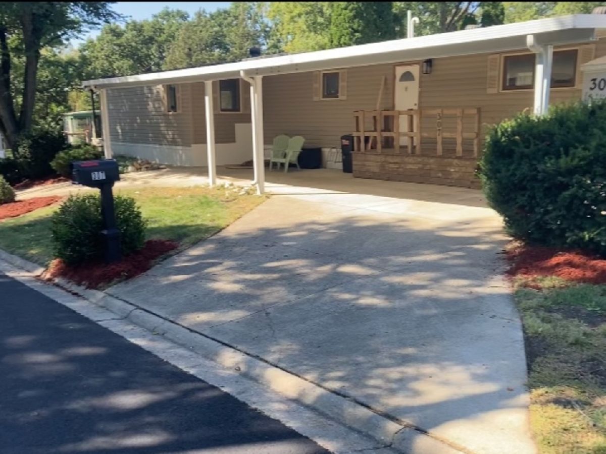  Sold Crystal Lake Illinois, 307 Valhalla