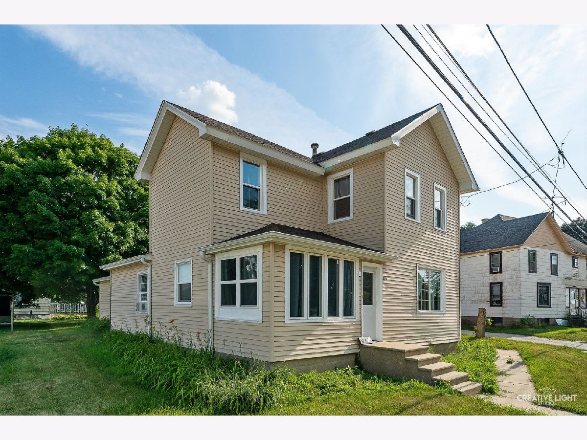  Sold Hinckley Illinois, 529 Lincoln