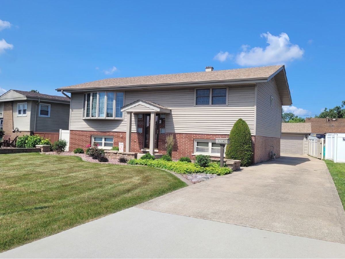  Sold Crestwood Illinois, 13542 Short