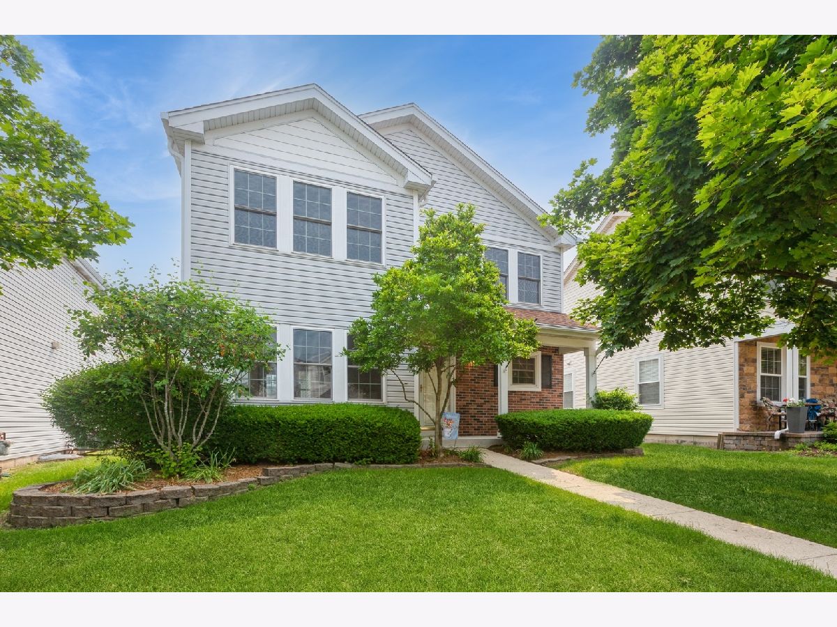 Homes & Townhomes & Condos Sold Ogden Falls Oswego Illinois, 28 Primrose