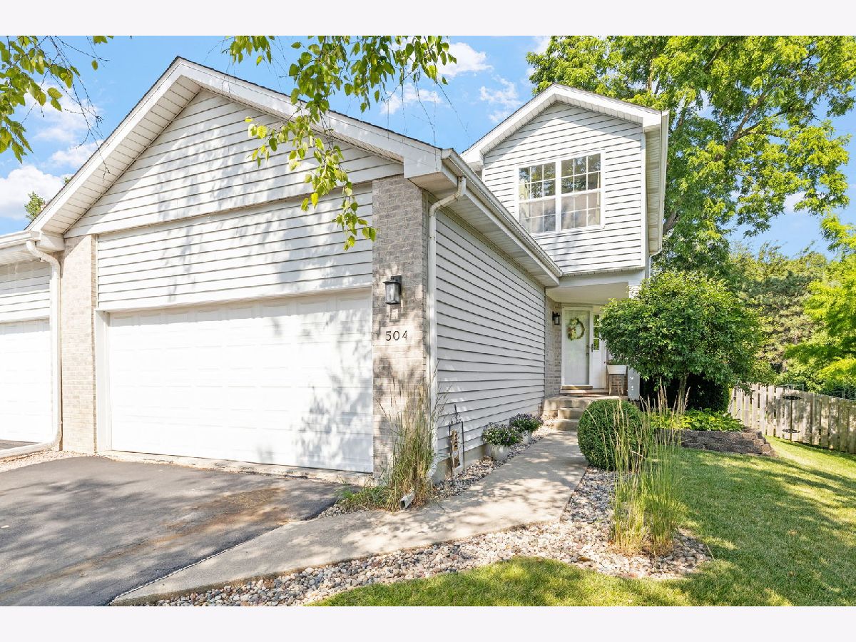 Homes & Townhomes Sold Woodlands Lockport Illinois, 504 Reef