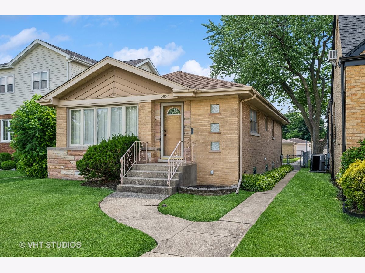 Sold Chicago Illinois, 5857 Central