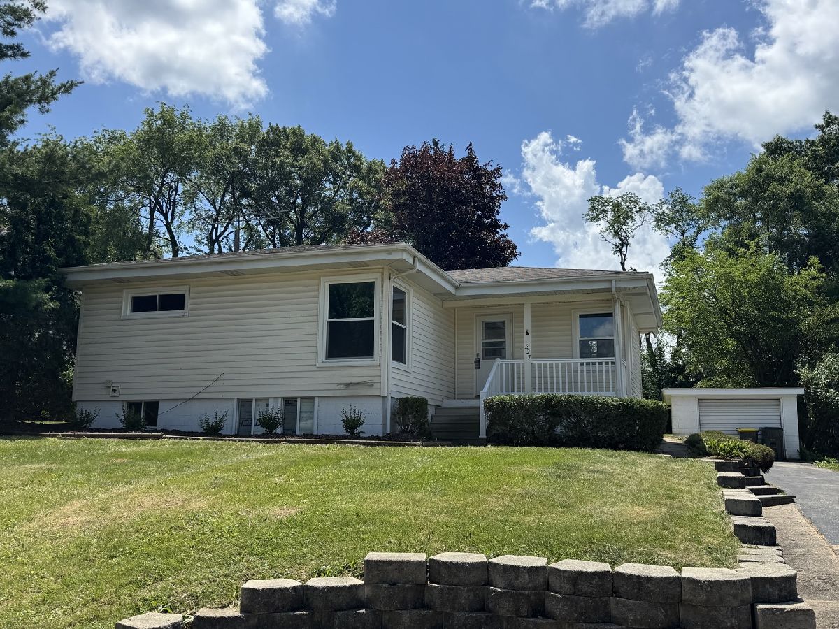  Rented Hampshire Illinois, 225 Panama