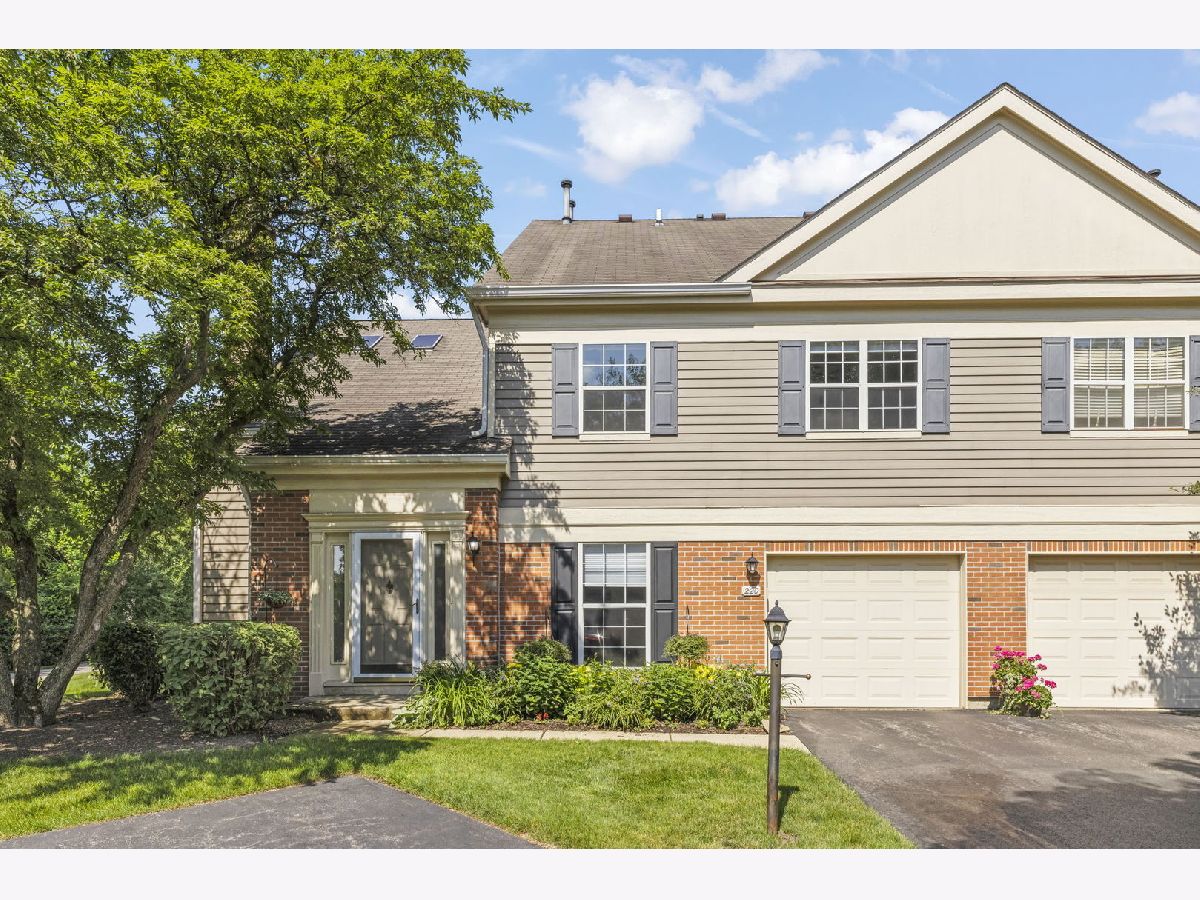 Townhomes Sold Bent Creek Palatine Illinois, 220 New Bridge