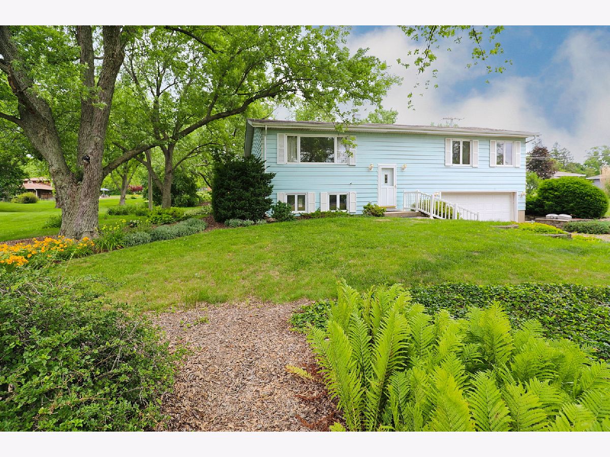  Sold West Chicago Illinois, 28W650 High Lake