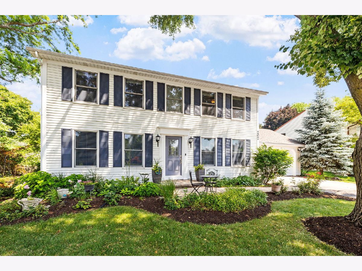 Homes & Condos & Townhomes Sold Brush Hill Naperville Illinois, 202 Whispering Hills