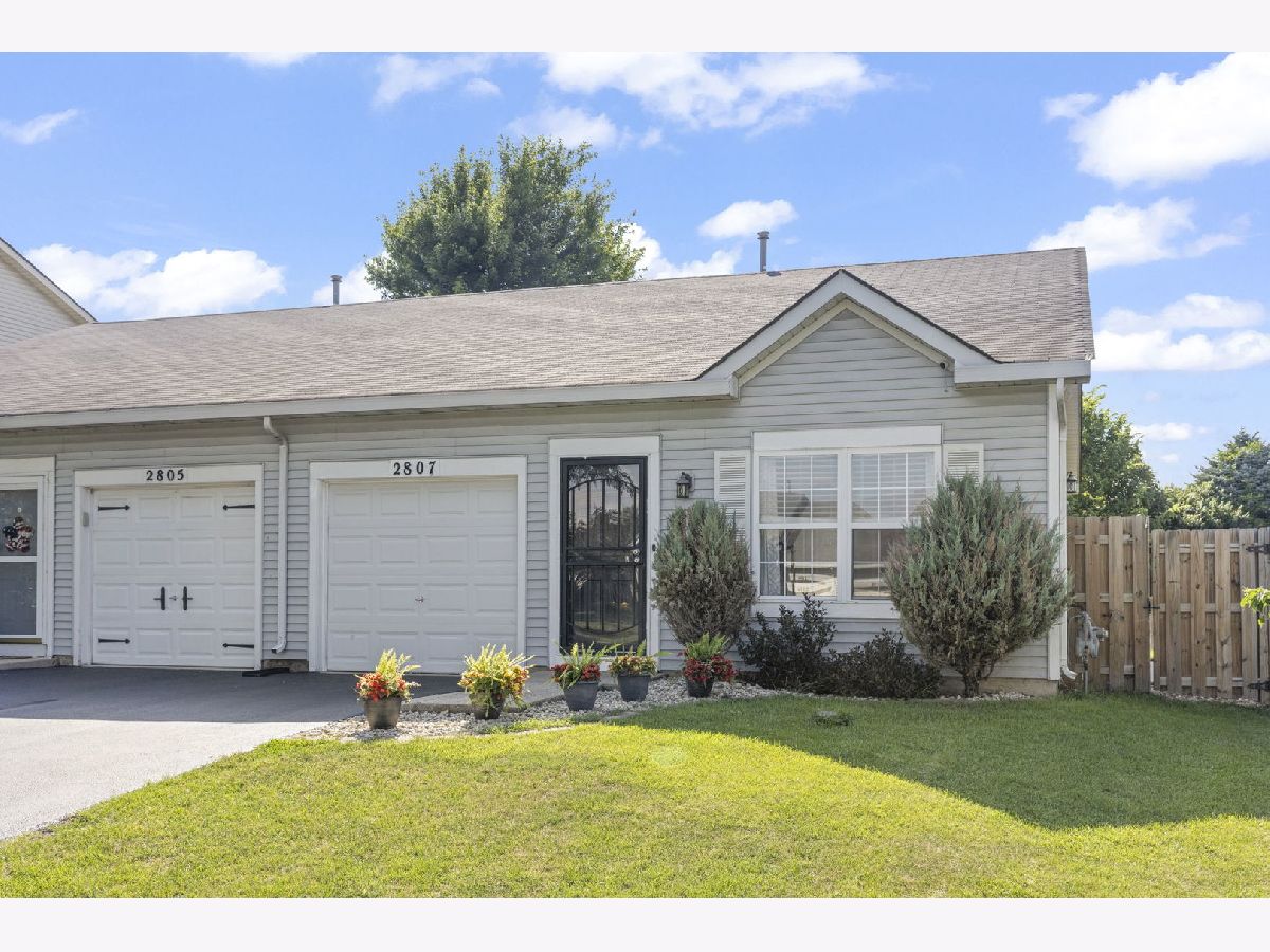 Townhomes & Homes Sold Lakewood On Caton Farm Plainfield Illinois, 2807 Sun Valley