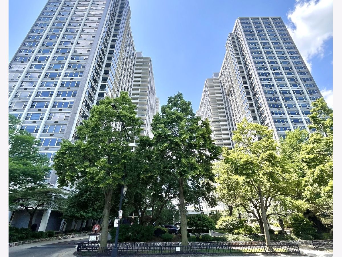 Condominiums Sold Imperial Towers Chicago Illinois, 4250 Marine