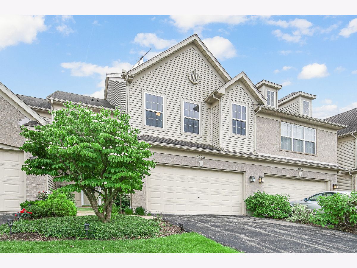  For Rent Crystal Lake Illinois, 2623 Cobblestone