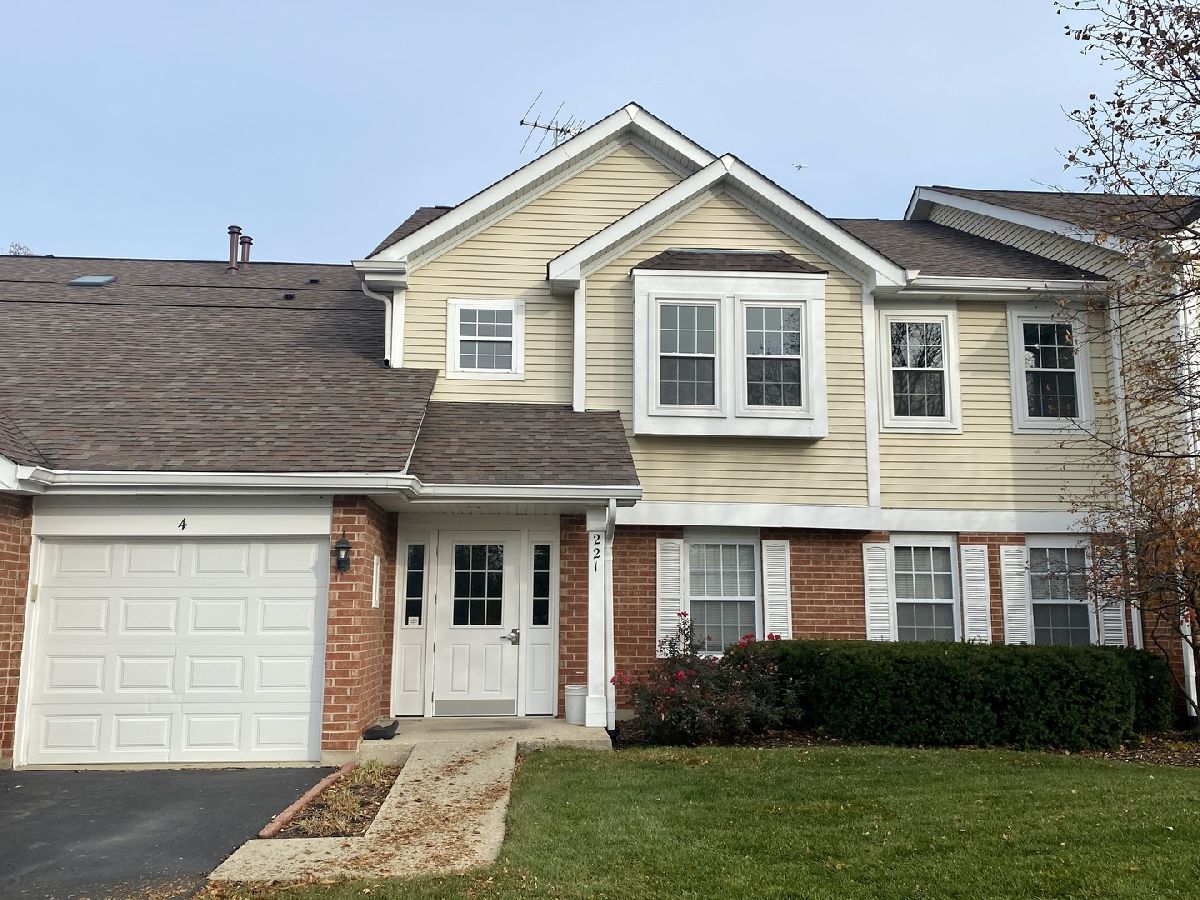  Sold Roselle Illinois, 221 Norfolk