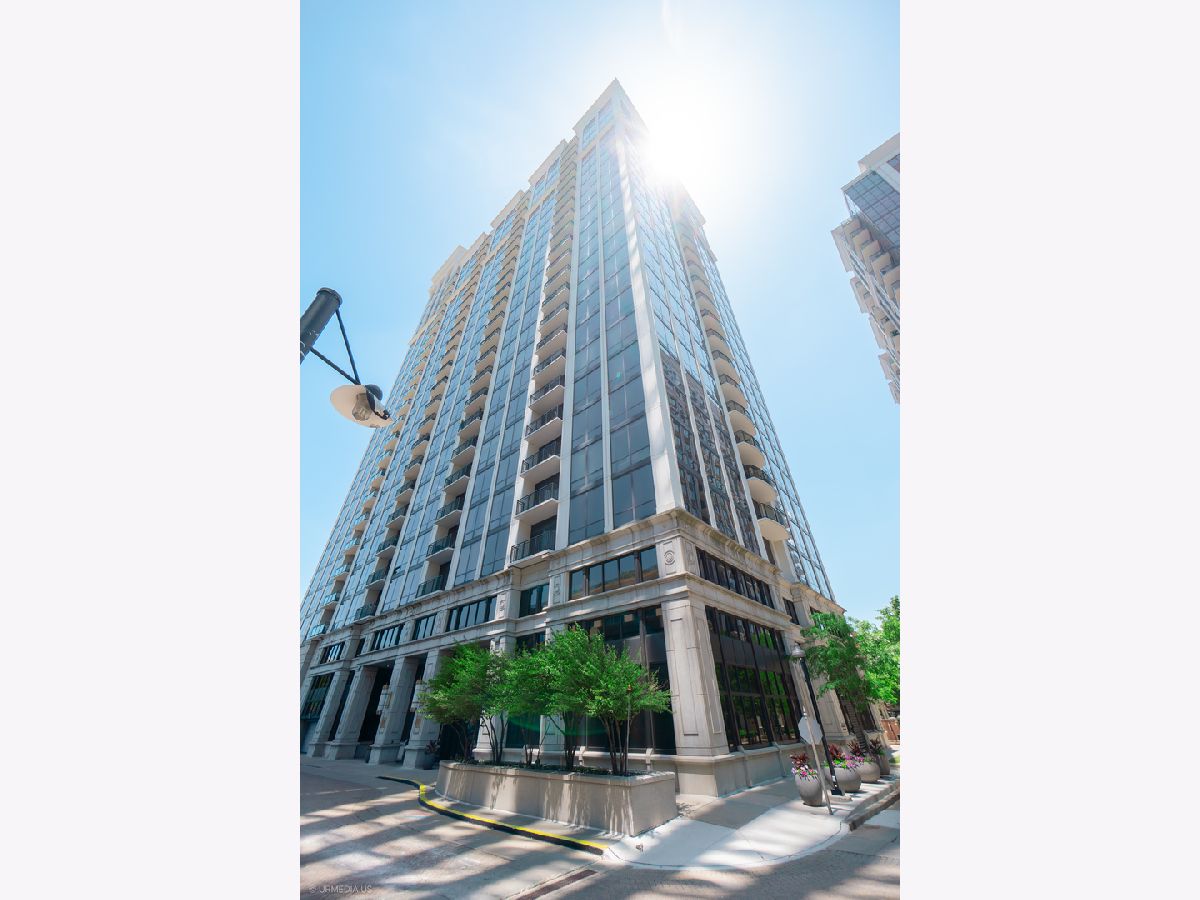 Condos & Townhomes Rented Museum Park Chicago Illinois, 233 13th