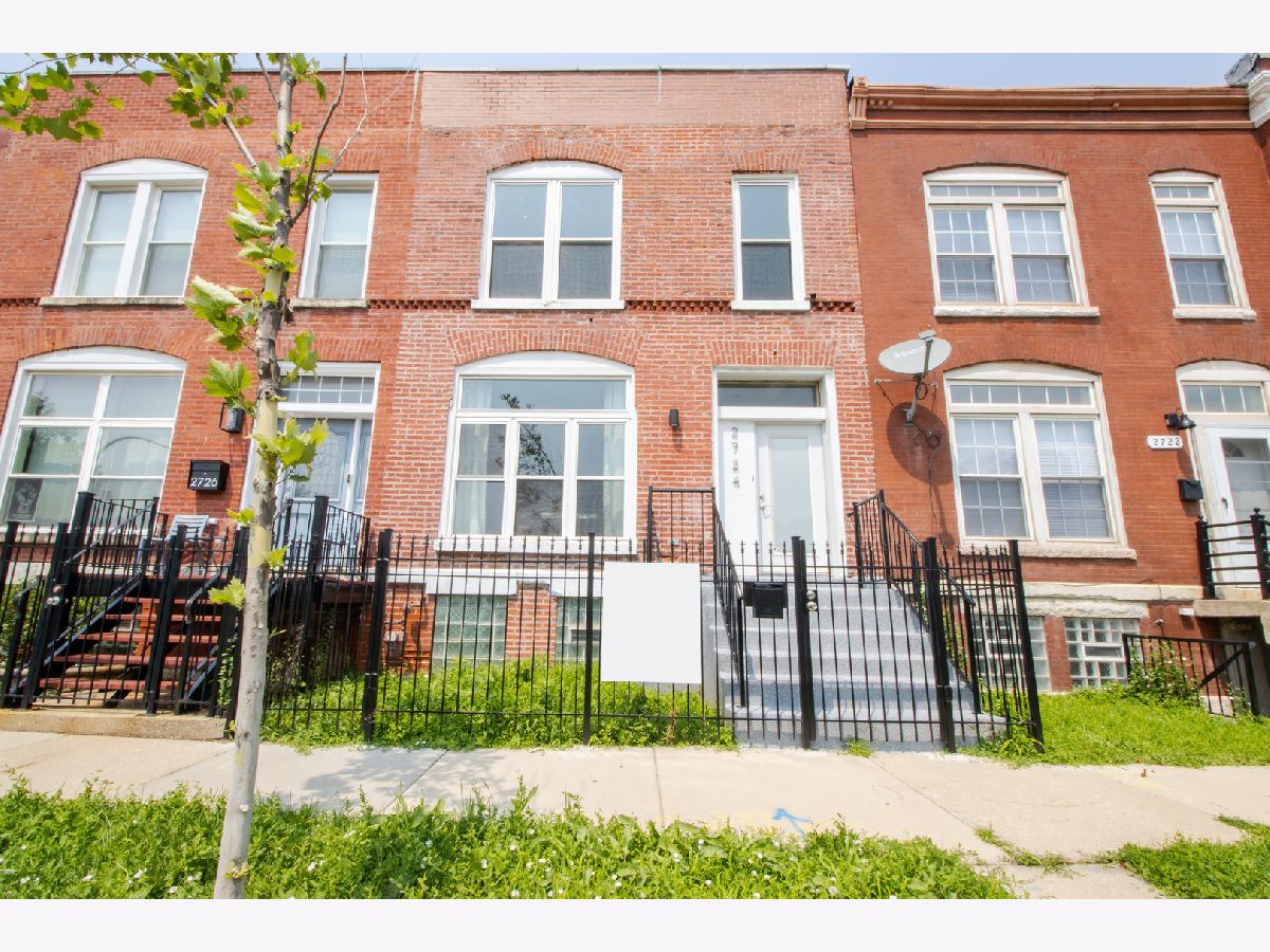 Rented Chicago Illinois, 2724 Maypole