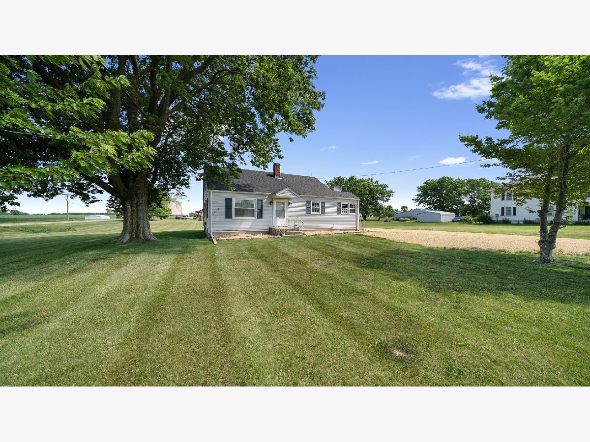  Sold Oregon Illinois, 3006 Holcomb
