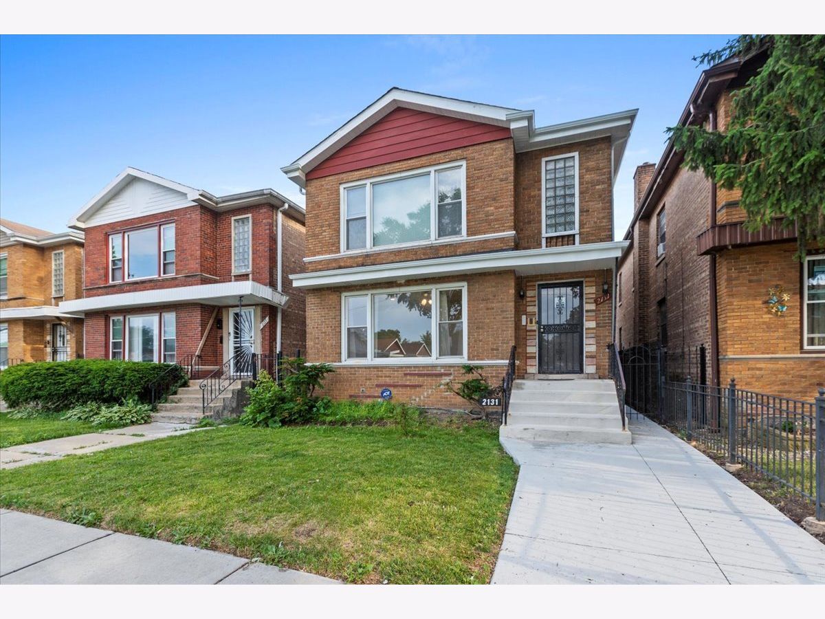 Rented Chicago Illinois, 2131 53rd