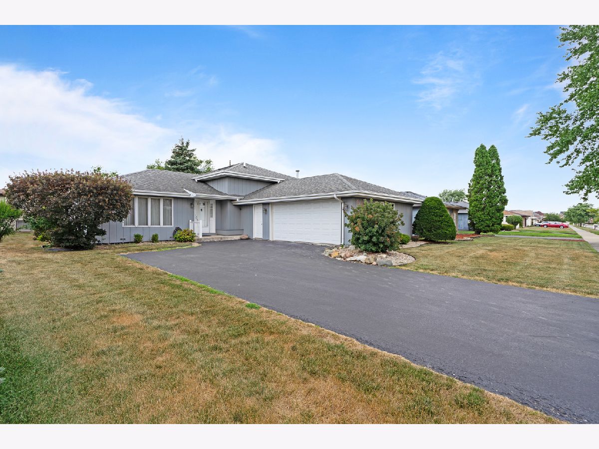  Sold Lynwood Illinois, 20144 Driftwood