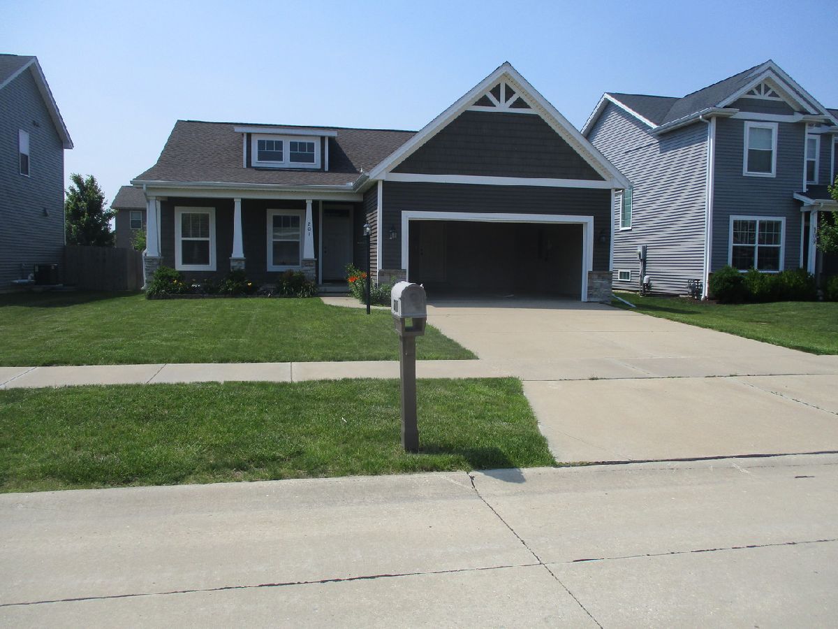  Sold Savoy Illinois, 201 Cattail