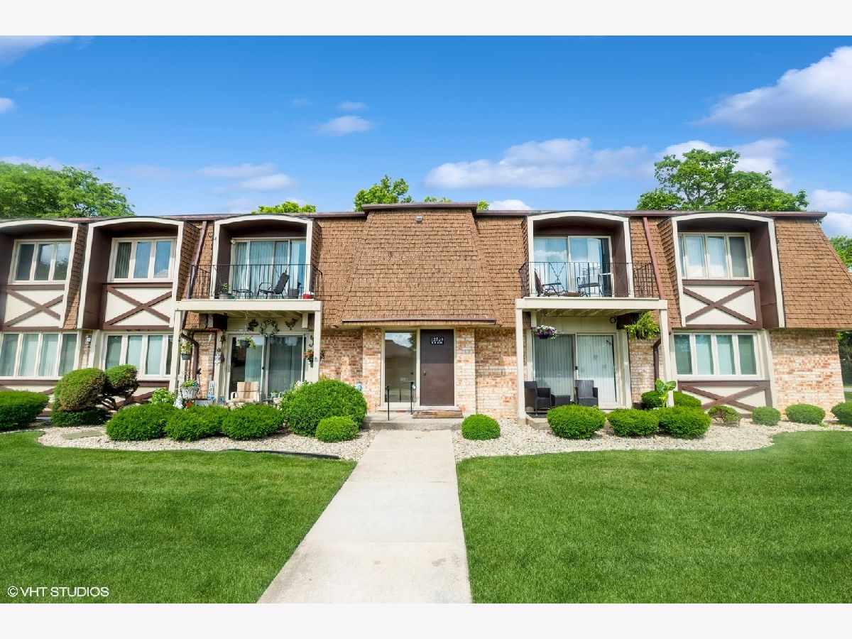  Sold Crestwood Illinois, 12720 Carriage