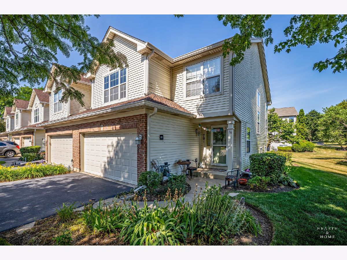 Townhomes & Condos For Sale Fieldstone Elgin Illinois, 701 Littleton Trail