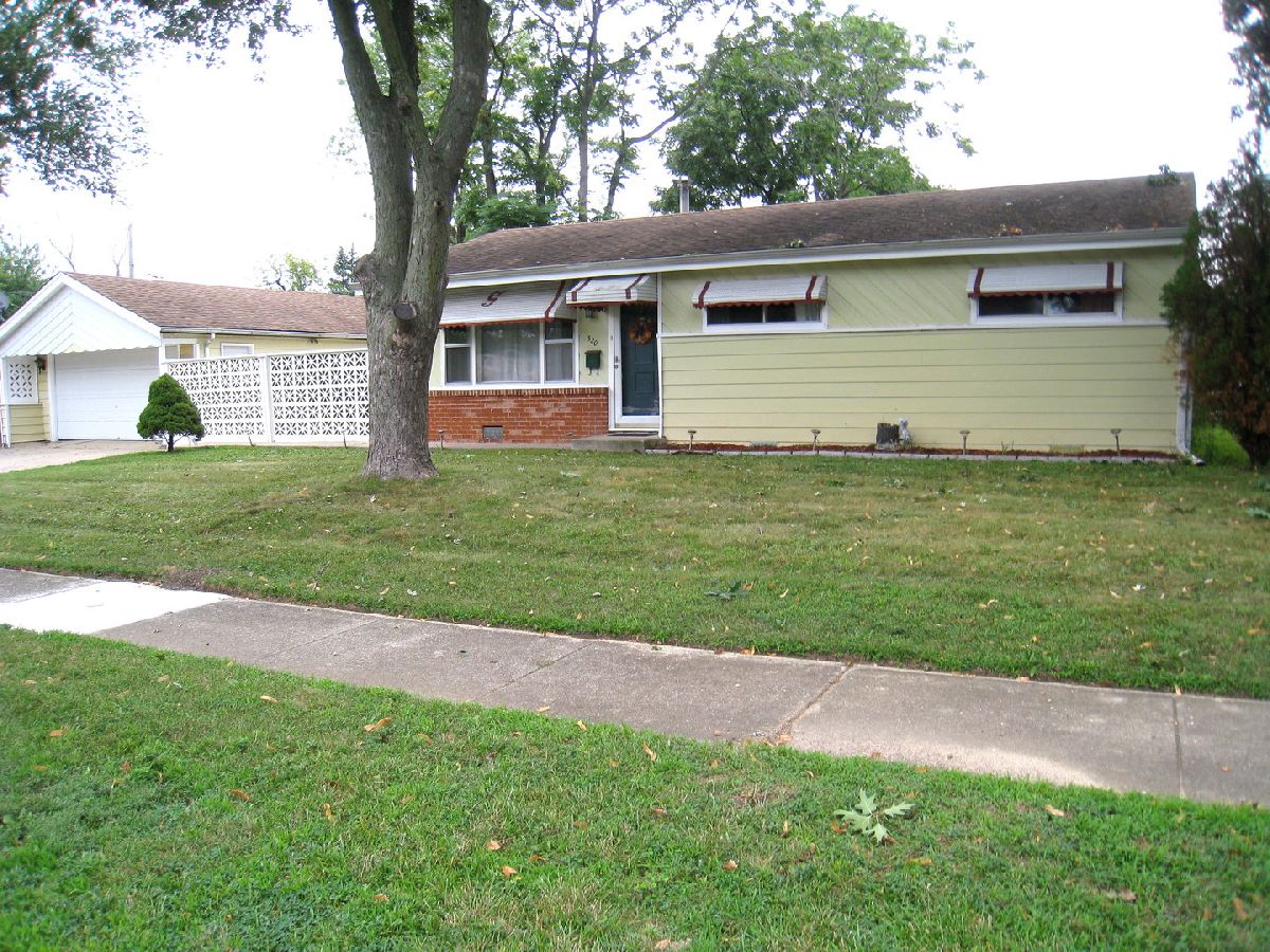 Rented Addison Illinois, 320 Winthrop