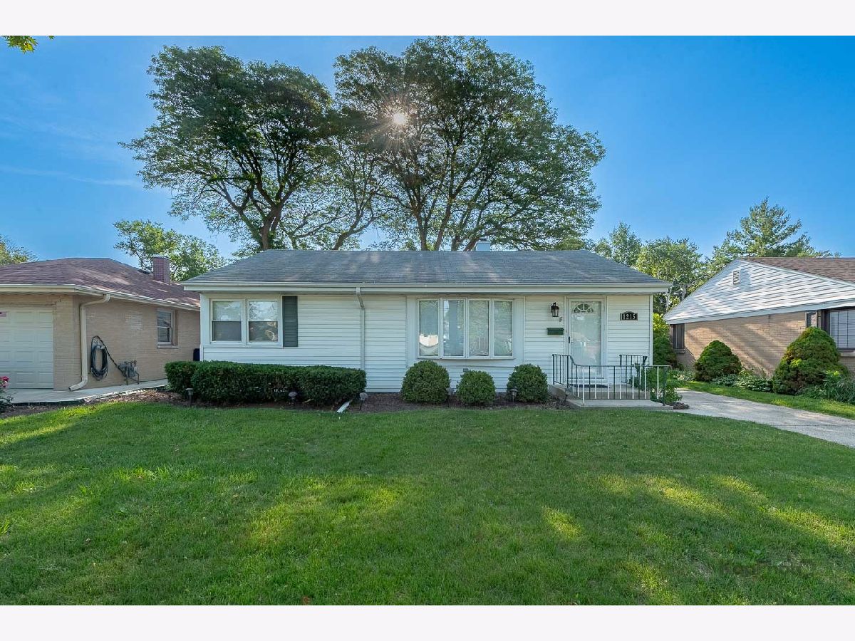  Sold Des Plaines Illinois, 1215 Webster