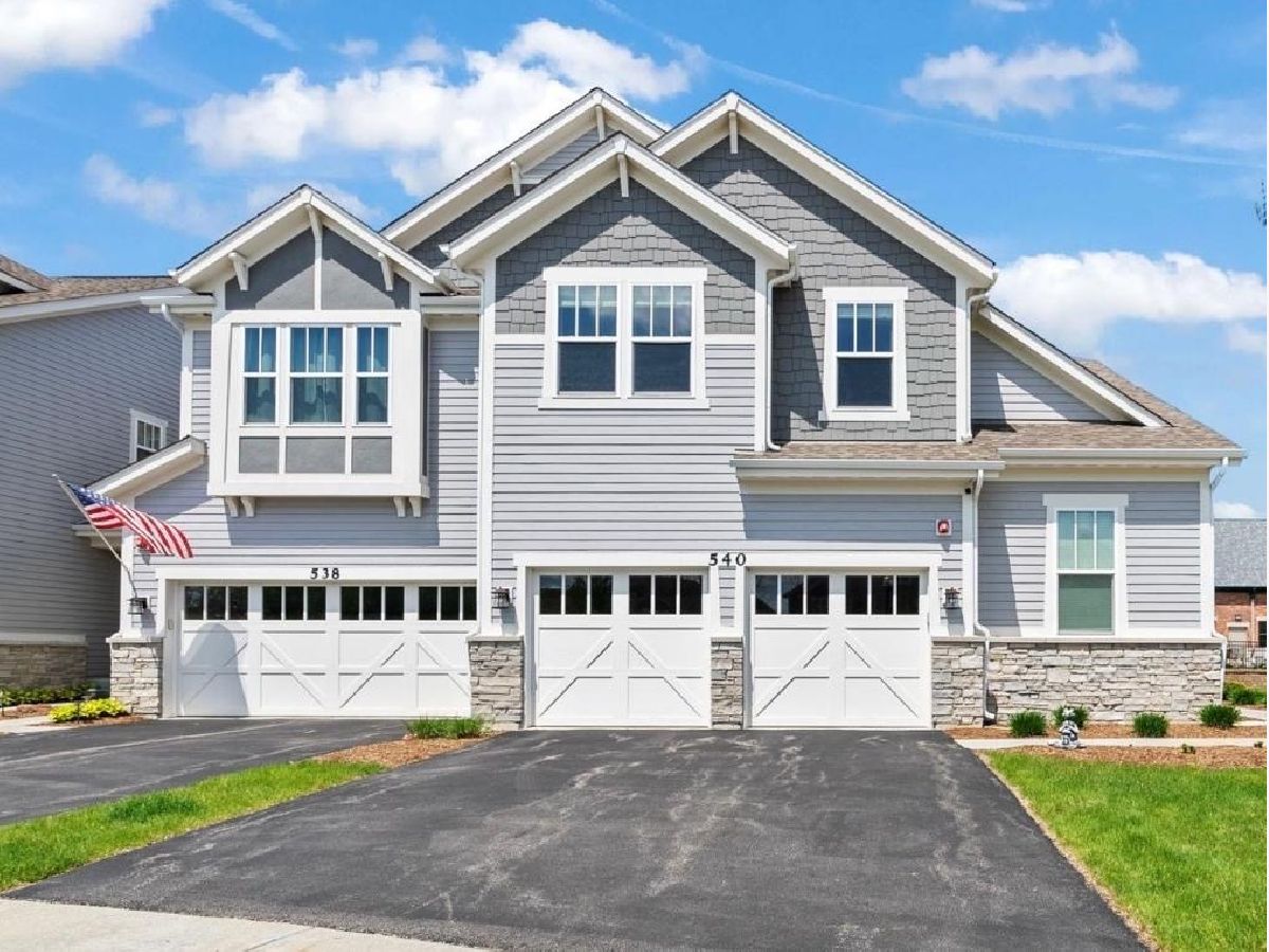  Rented Barrington Illinois, 540 Peterson