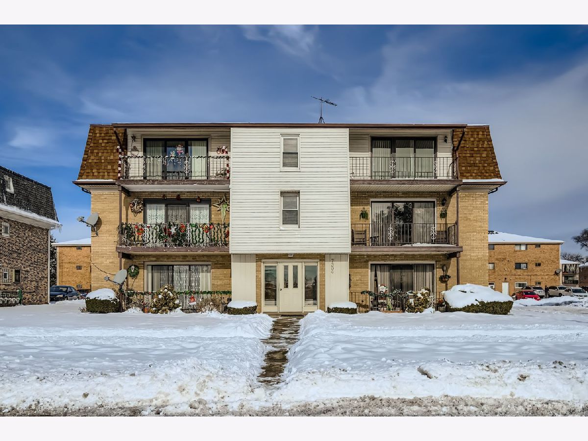  For Sale Bridgeview Illinois, 7336 86th Street