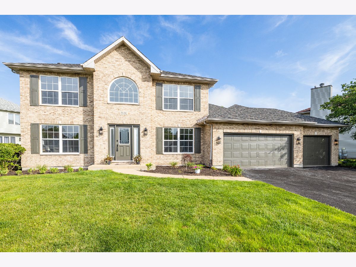 Homes Sold Walkers Grove Plainfield Illinois, 25030 Round Barn