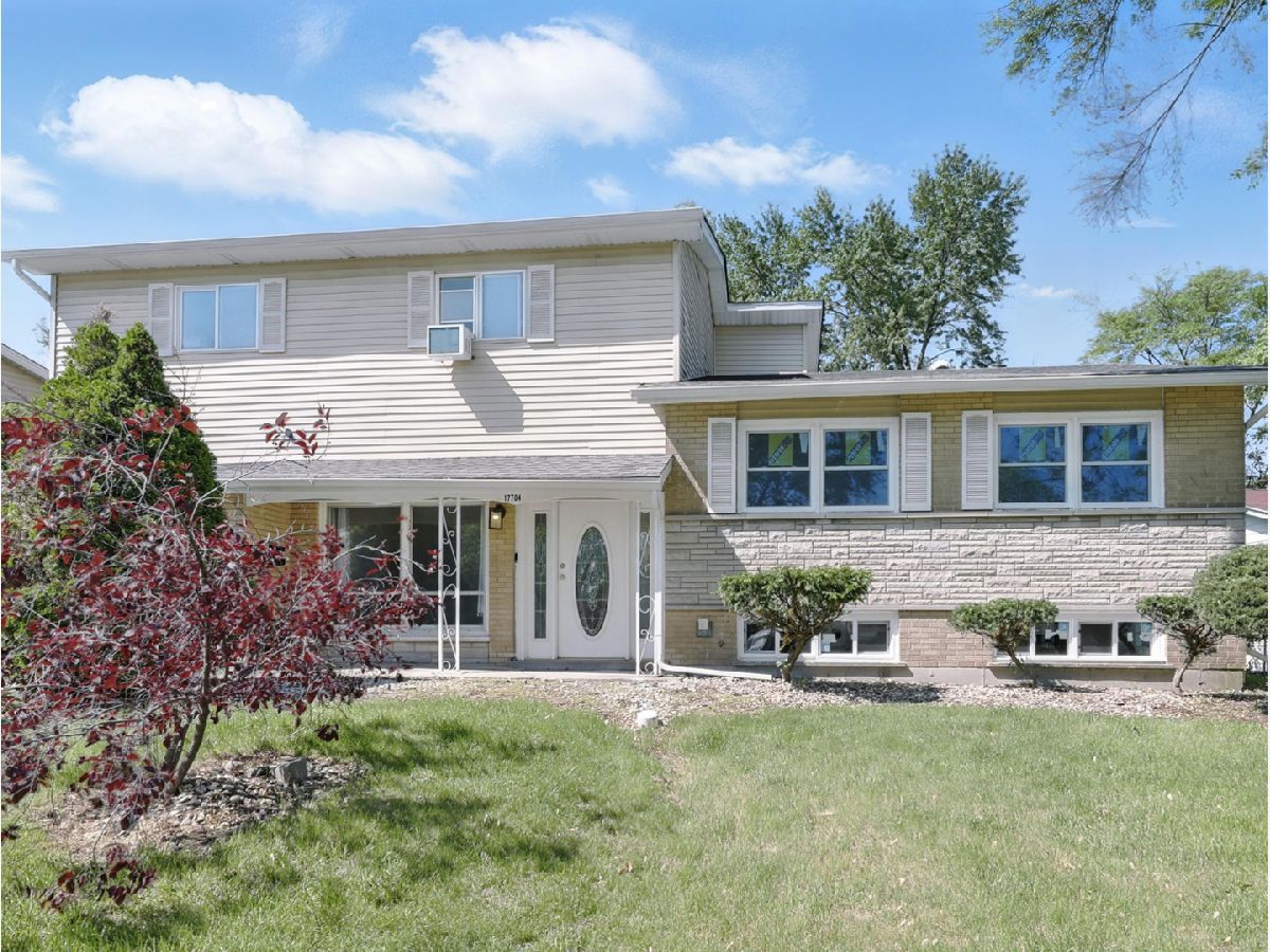  Rented Hazel Crest Illinois, 17704 Grandview