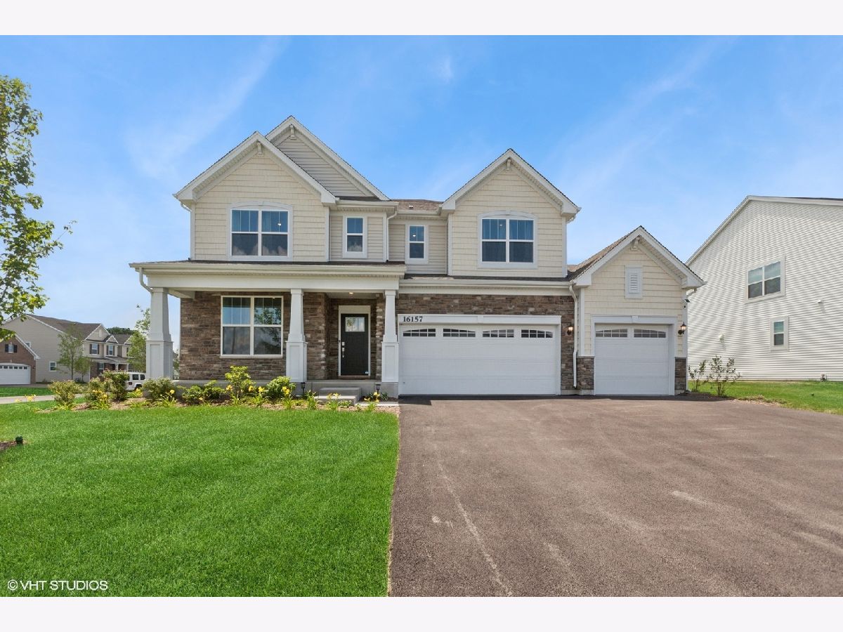 Homes & Townhomes Rented Creekside Crossing Plainfield Illinois, 16157 Crossing