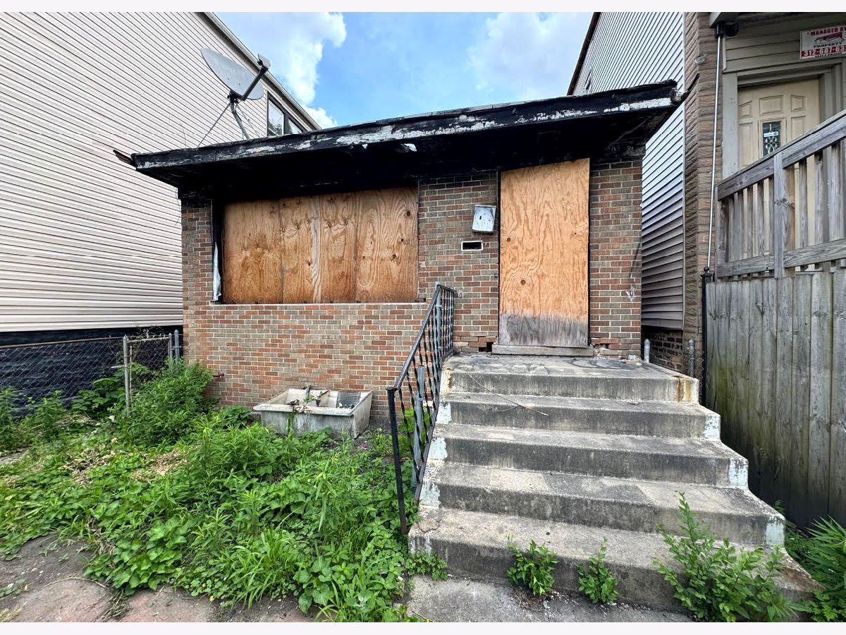  Sold Chicago Illinois, 5545 Shields